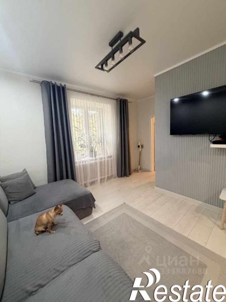 3-комн квартира улица Радостева, 8,  д. 8