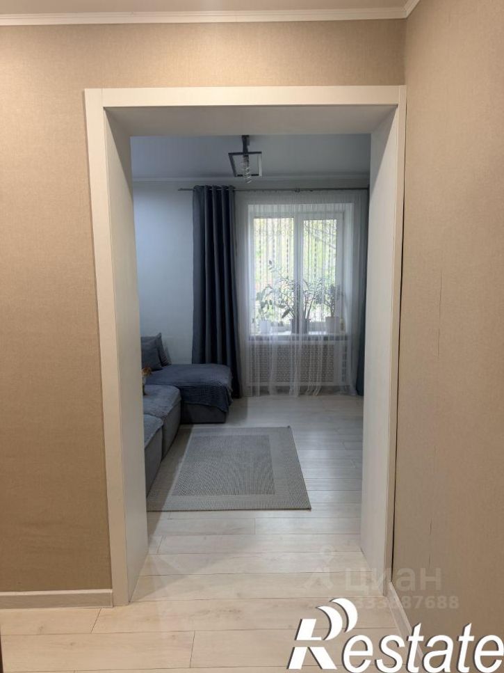 3-комн квартира улица Радостева, 8,  д. 8