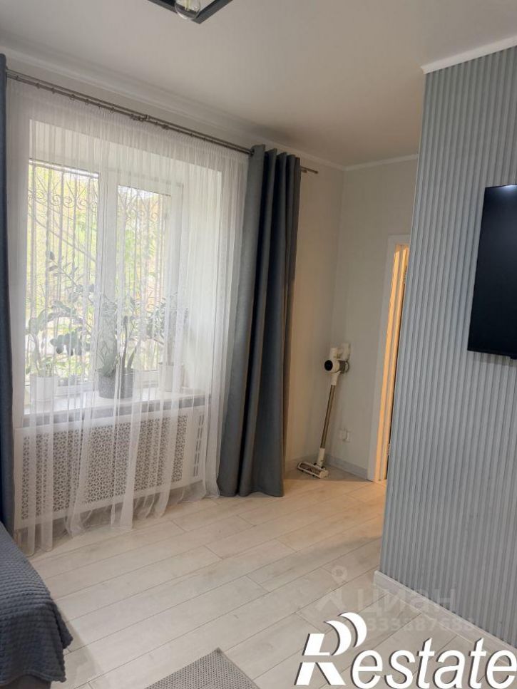 3-комн квартира улица Радостева, 8,  д. 8