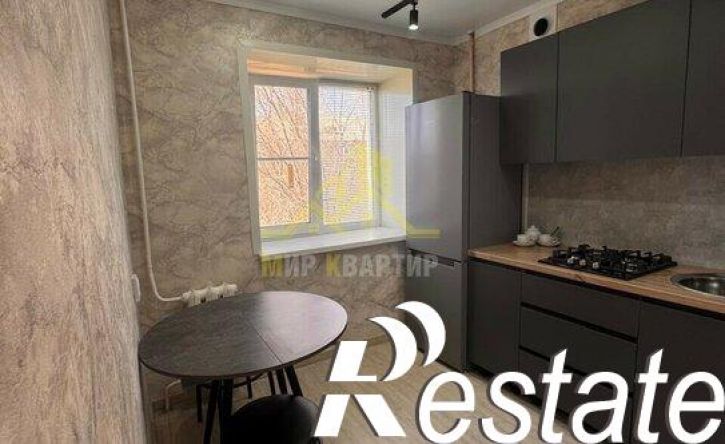 1-комн квартира улица Балакирева, 27,  д. 27