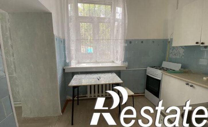 3-комн квартира улица Строителей, 11,  д. 11