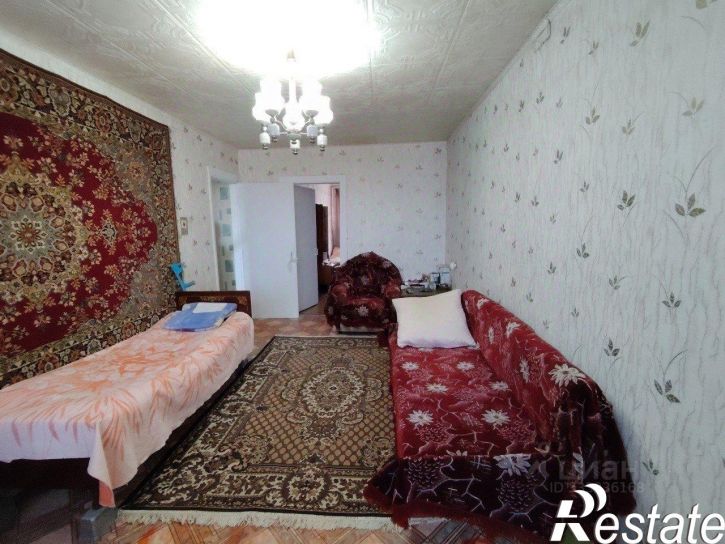2-комн квартира Братская улица, 42,  д. 42