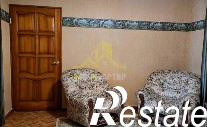 3-комн квартира улица Суворова, 27,  д. 27