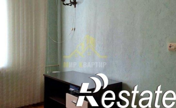 3-комн квартира улица Суворова, 27,  д. 27