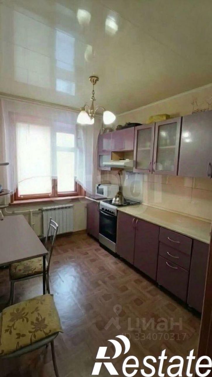 3-комн квартира улица Докучаева, 52А,  д. 52А