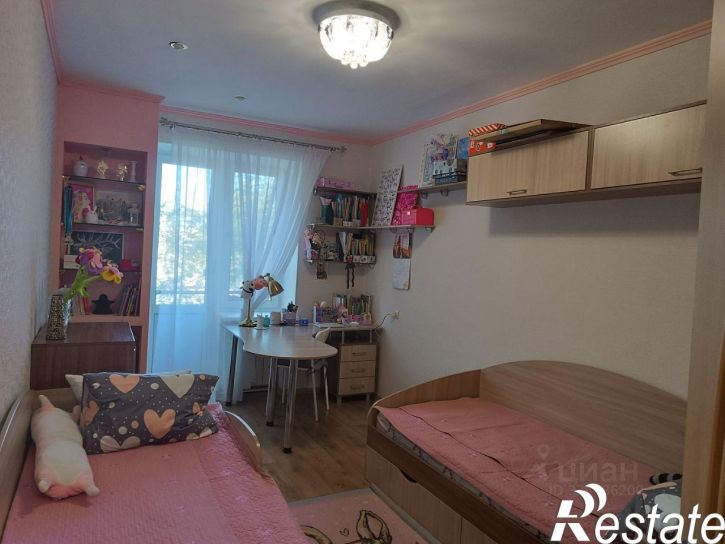 3-комн квартира улица Кутузова, 26,  д. 26