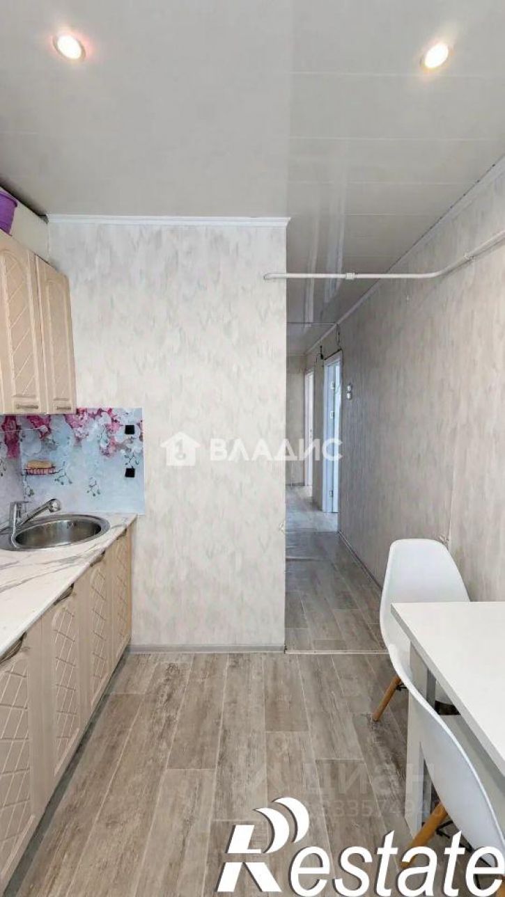 3-комн квартира улица Кутузова, 50,  д. 50