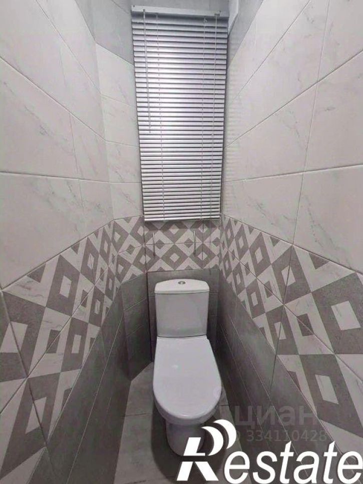 3-комн квартира улица Короленко, 142А,  д. 142А