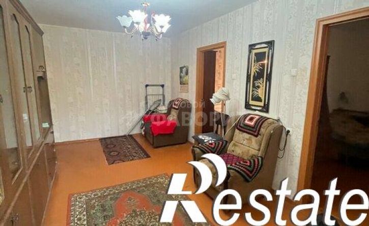 4-комн квартира Красная улица, 16,  д. 16