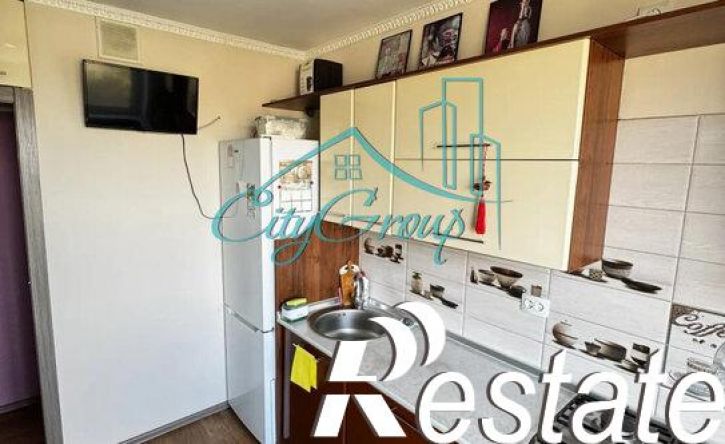 3-комн квартира улица Докучаева, 23,  д. 23