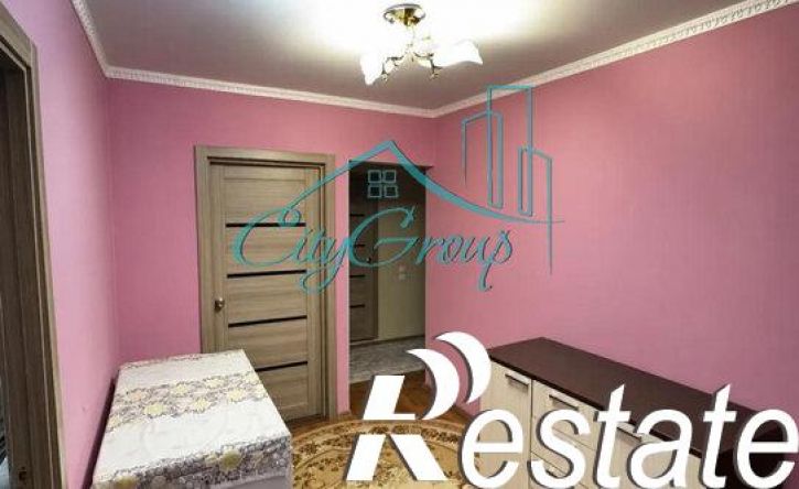 3-комн квартира улица Докучаева, 23,  д. 23