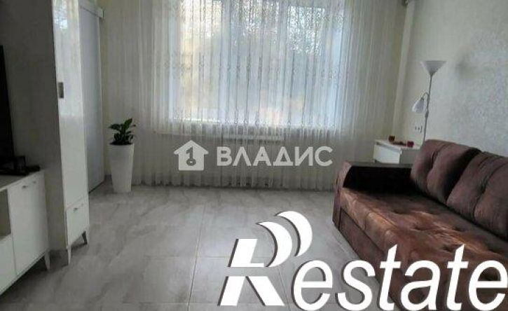 2-комн квартира Медногорская улица, 41,  д. 41