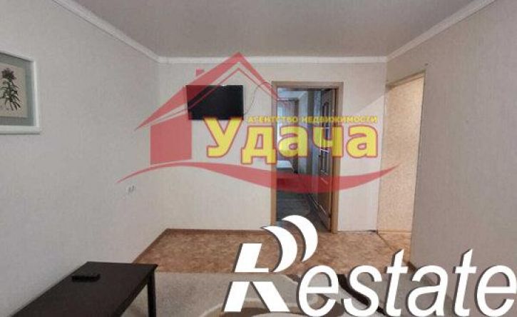 2-комн квартира улица Васнецова, 10,  д. 10