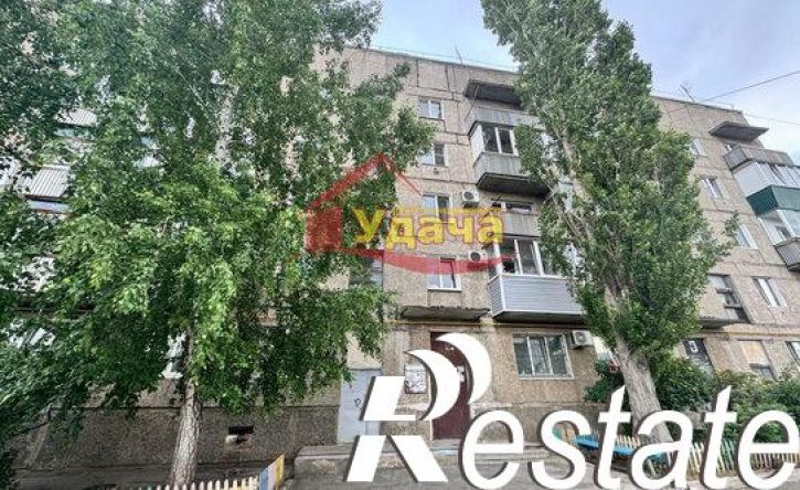 3-комн квартира улица Петровского, 12В,  д. 12В