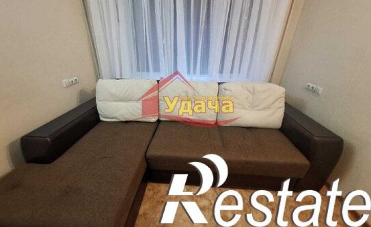 2-комн квартира улица Васнецова, 10,  д. 10