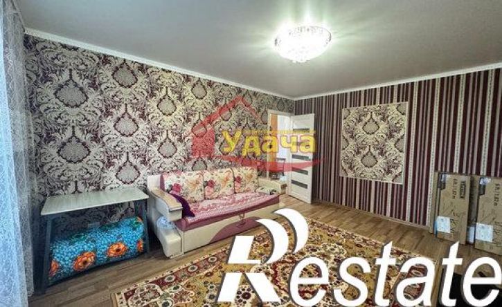 3-комн квартира улица Петровского, 12В,  д. 12В