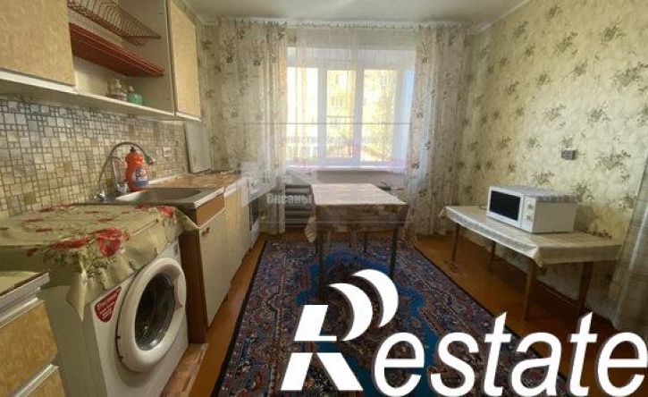 3-комн квартира Братская улица, 52,  д. 52