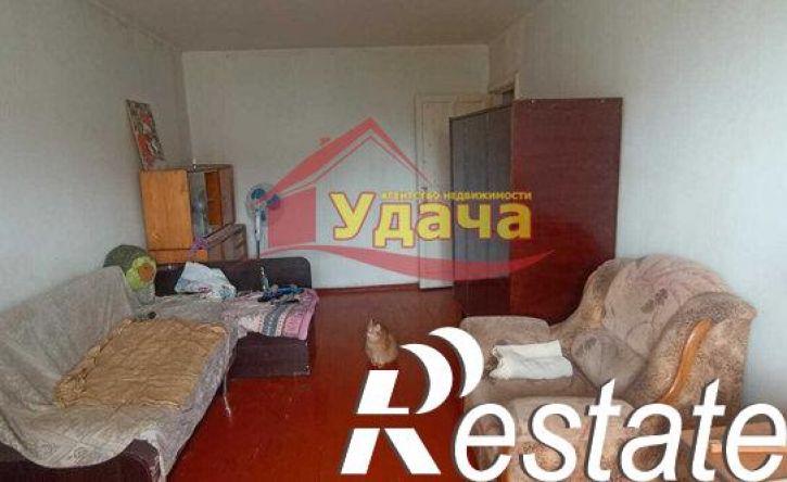 3-комн квартира улица Макаренко, 10,  д. 10
