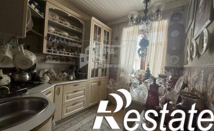 3-комн квартира улица Радостева, 6,  д. 6