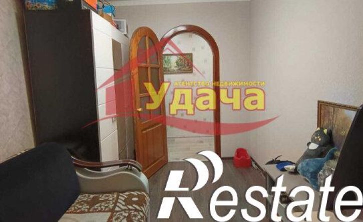 4-комн квартира улица Стасова, 4,  д. 4