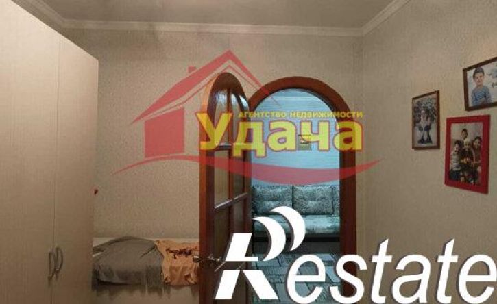 4-комн квартира улица Стасова, 4,  д. 4