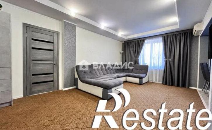 3-комн квартира улица Богдана Хмельницкого, 54,  д. 54