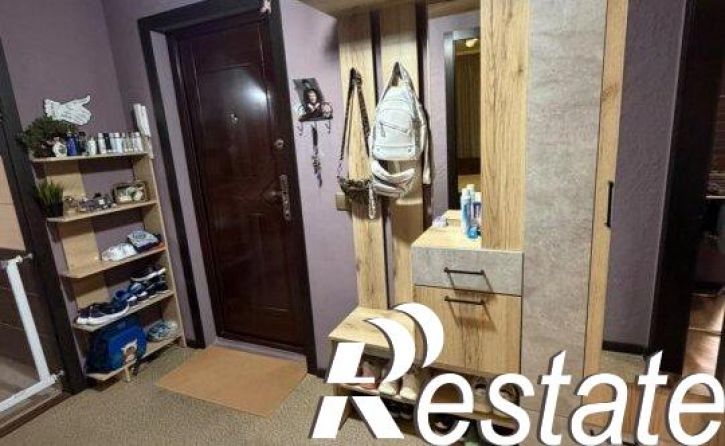2-комн квартира Гомельская улица, 80,  д. 80