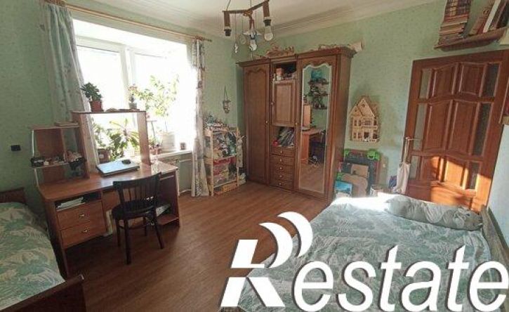 3-комн квартира улица Макаренко, 3,  д. 3