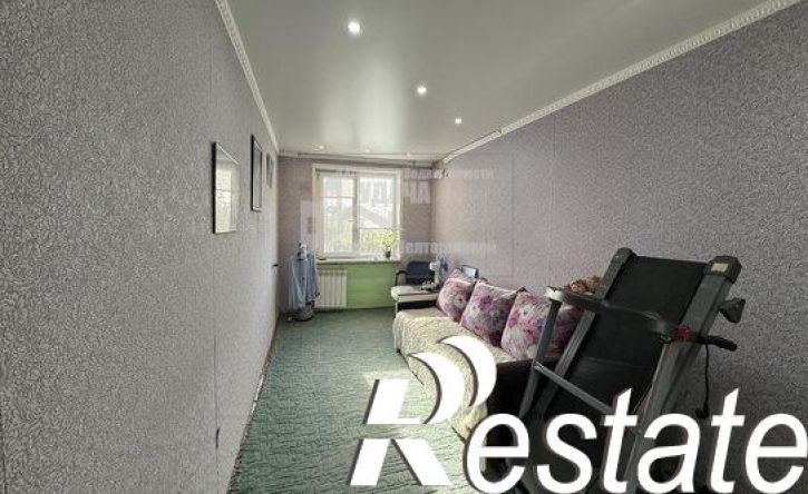 2-комн квартира улица Комарова, 40,  д. 40