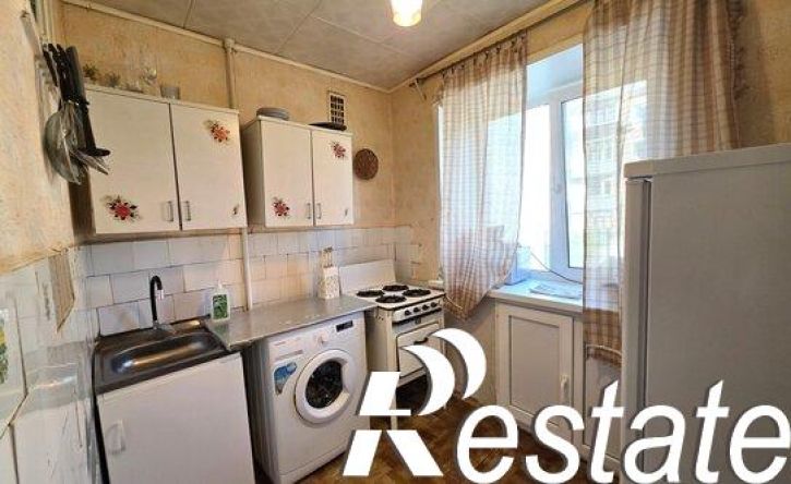 2-комн квартира Театральный переулок, 13,  д. 13