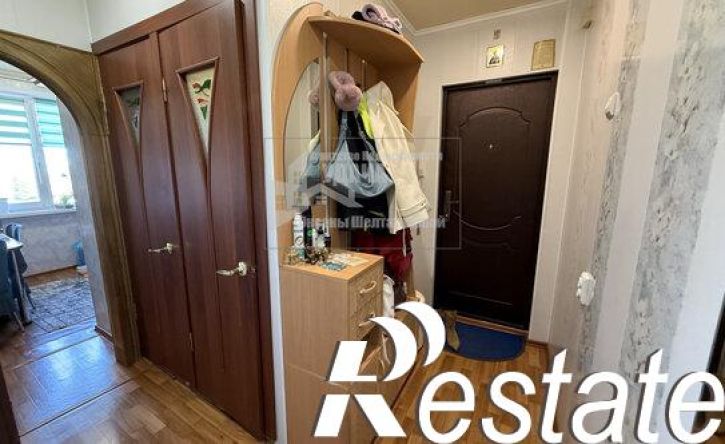 2-комн квартира улица Комарова, 40,  д. 40