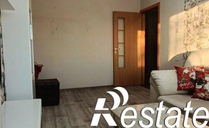 3-комн квартира улица Комарова, 32,  д. 32